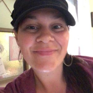 Meet your Posher, Leah